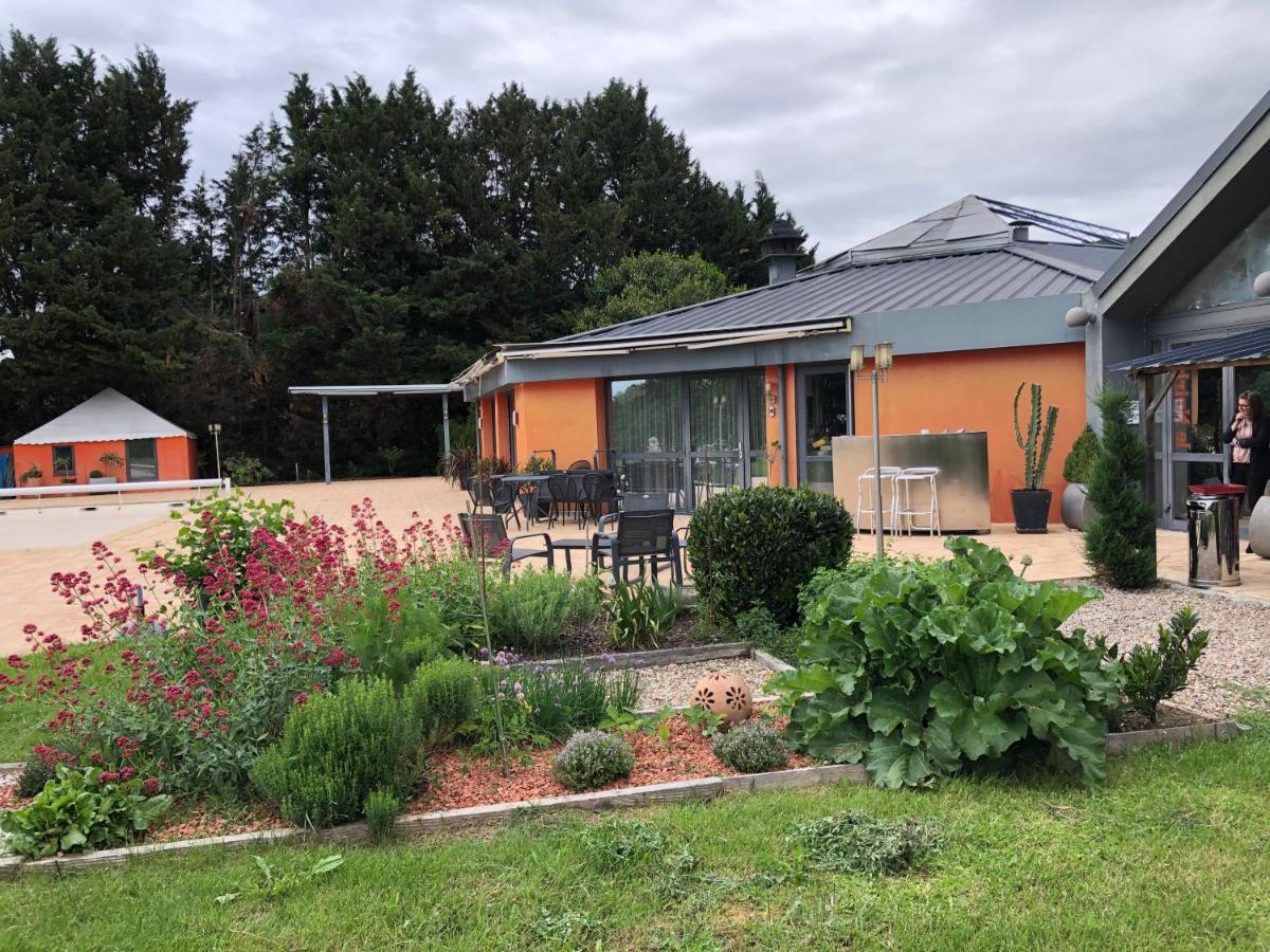 Le Noirlac Saint-Amand-Montrond Exterior photo